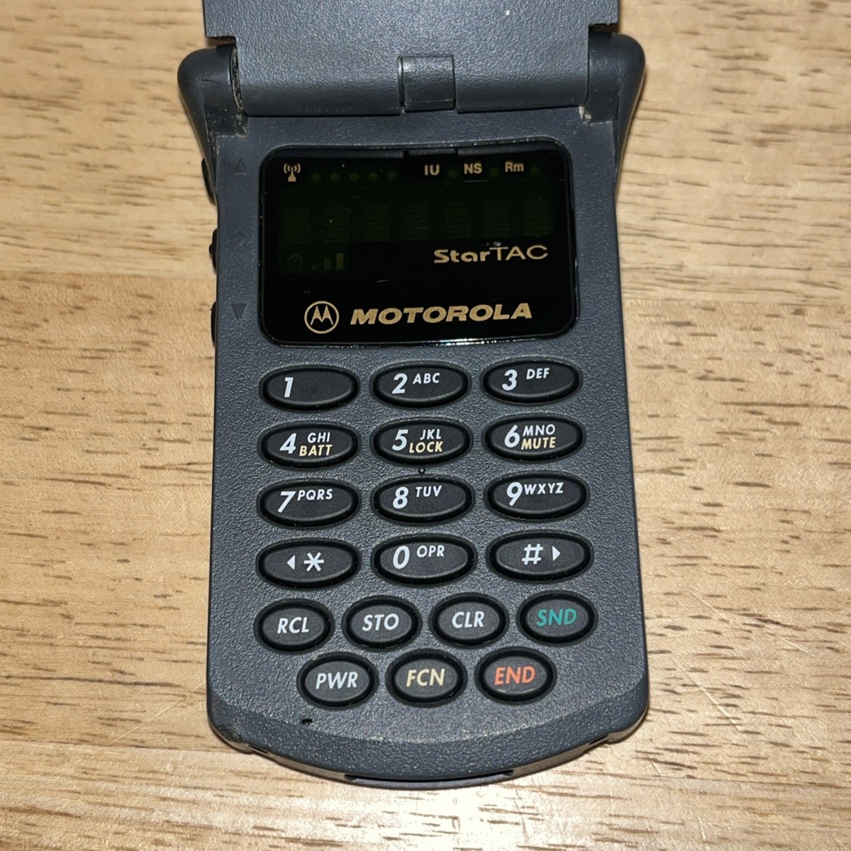 Vintage MOTOROLA StarTAC Cellular Cell Flip Phone. UNTESTED
