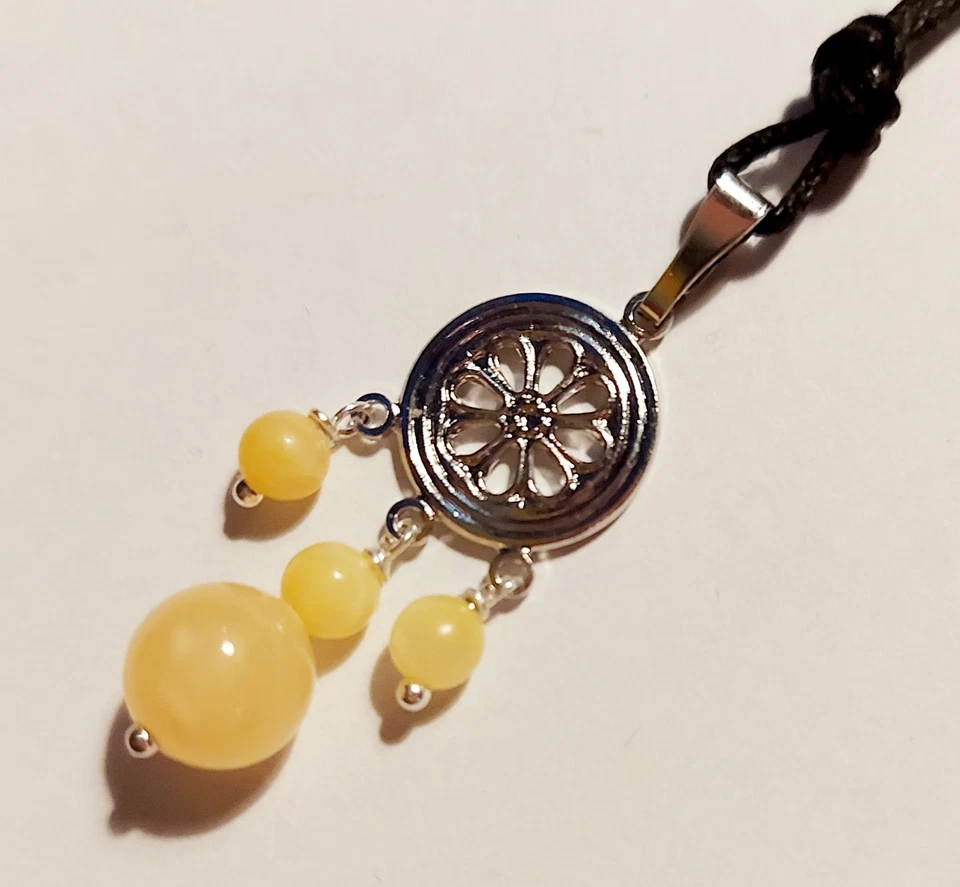 Ciondolo in argento 925 con pietre giada gialla naturale da 8 e 4 mm per chakra - Immagine 4 di 4