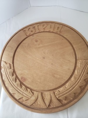 ANTIQUE ENGLISH SYCAMORE HIGHLY CARVED ROUND BREAD CUTTING BOARD WHEAT SHAFTS 