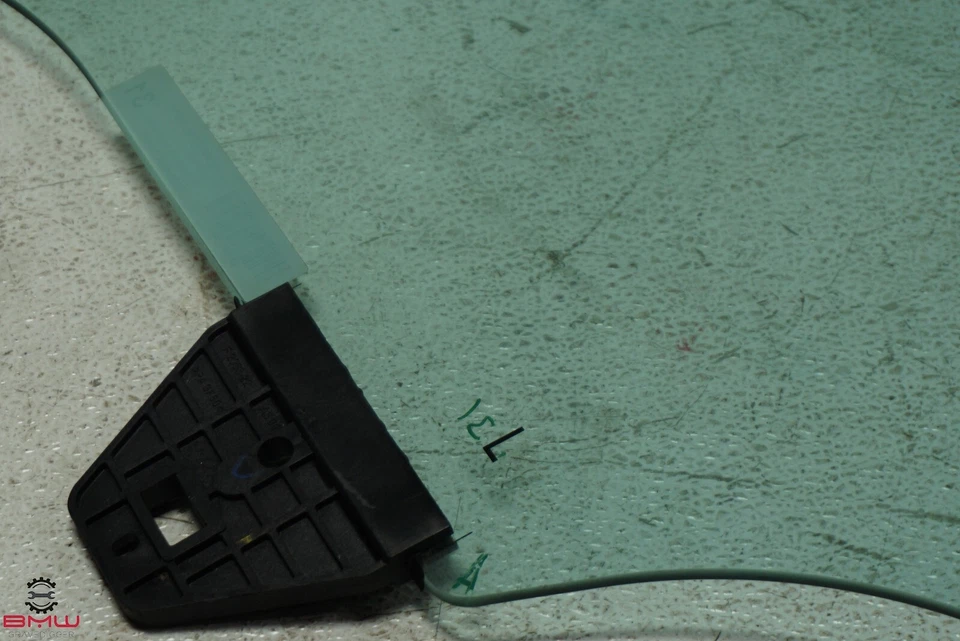 Puerta delantera izquierda cristal ventana OEM Porsche Panamera Foto 3 de 4