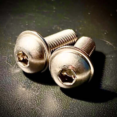 M4 Innensechskant Schraube Knopf Rundscheibe A2 304 Edelstahl DIN 9427