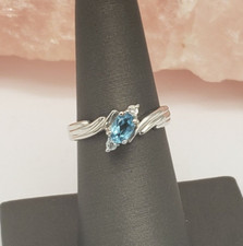 DESIGNER STERLING SILVER BLUE AND CLEAR CZ RING SIZE 7