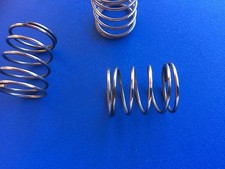 MONTESA COTA 49, MUELLE PEDAL LADO DERCHO CON REF : 2065.014. PRECIO UNIDAD