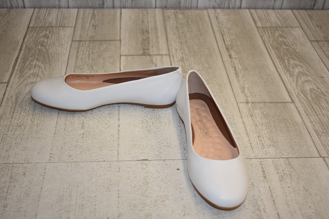 walking cradles bronwyn flats