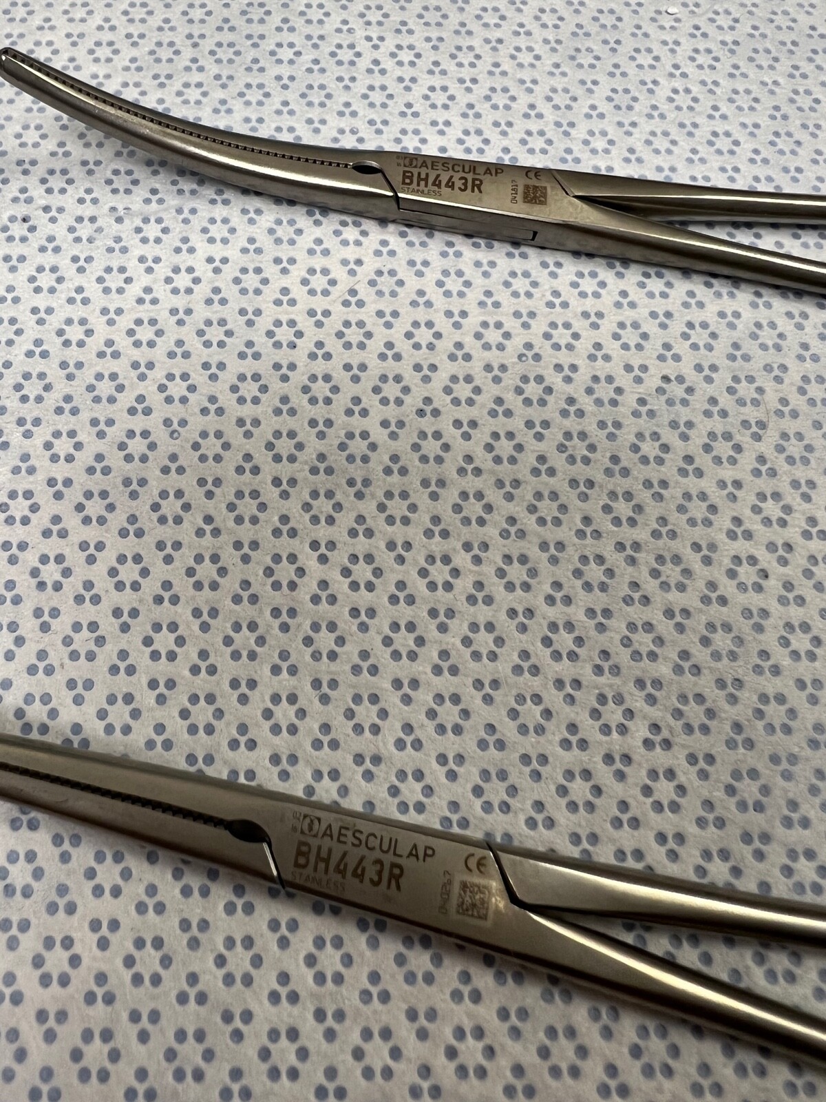 Set of 2 Aesculap BH443R Artery Forceps Rochester-Pean 160mm Flat