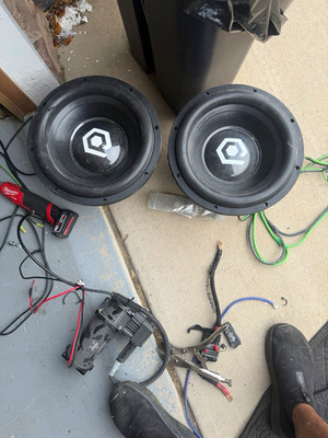 Pair of SoundQubed HDX3.2 D1 12  subwoofer