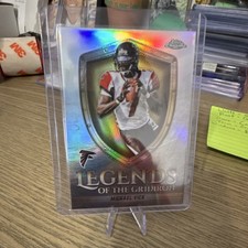 Topps Chrome Legends of the Gridiron Michael Vick Refractor #LOG-2 Falcons 2025