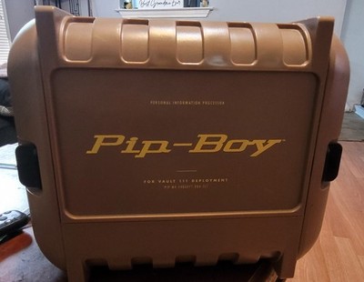 Bethesda Fallout 4 Vault-Tec Pip-Boy 3000 Mk IV Collectible with Case -  With Ga