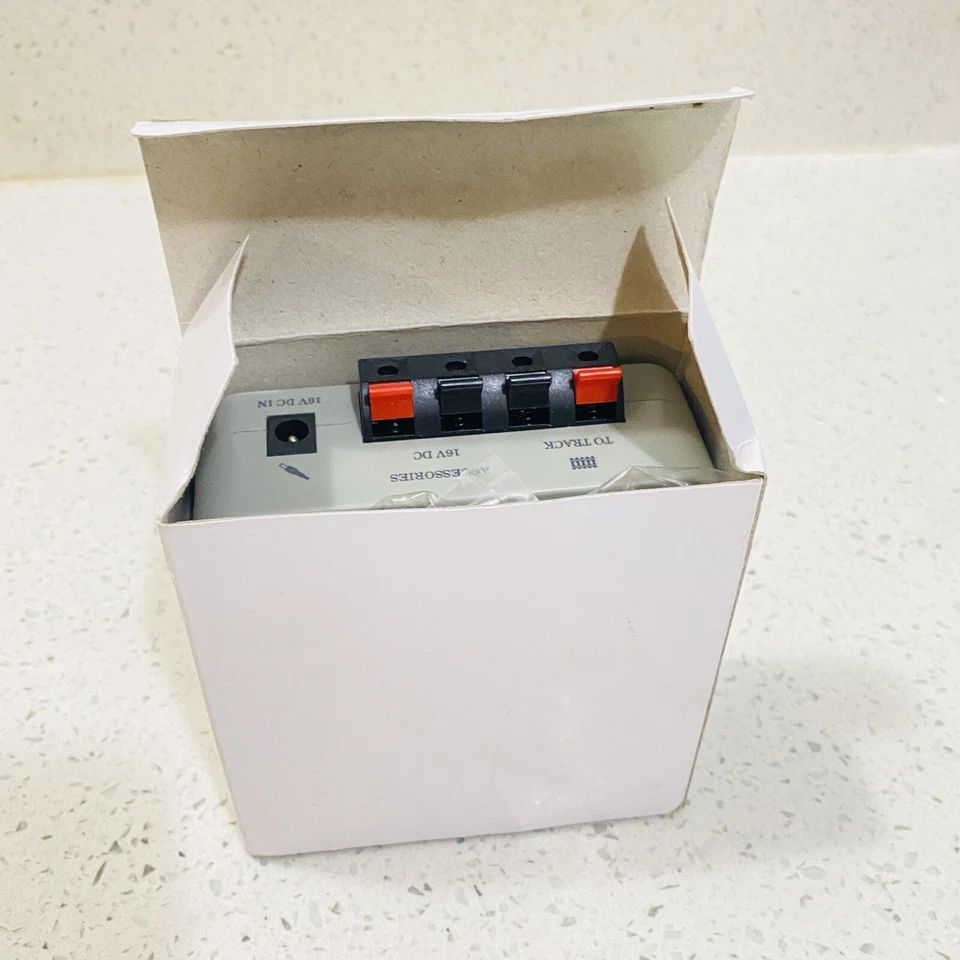 HAWTHORNE VILLAGE MASTERPIECE RAILWAYS MULTI SCALE HOBBY TRANSFORMER NEW - Image 2 of 4