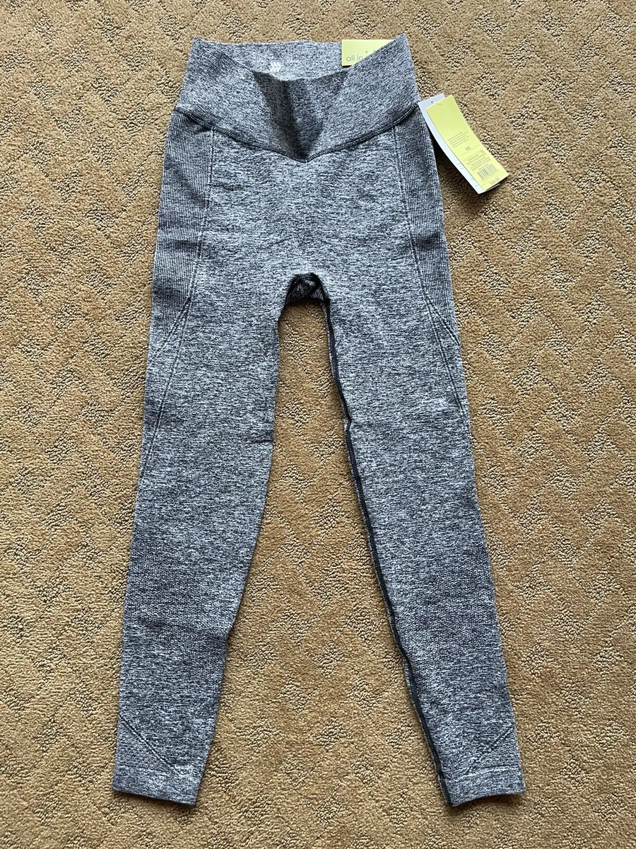 NWT ALL IN MOTION TARGET Seamless Leggings Charcoal Heather Size