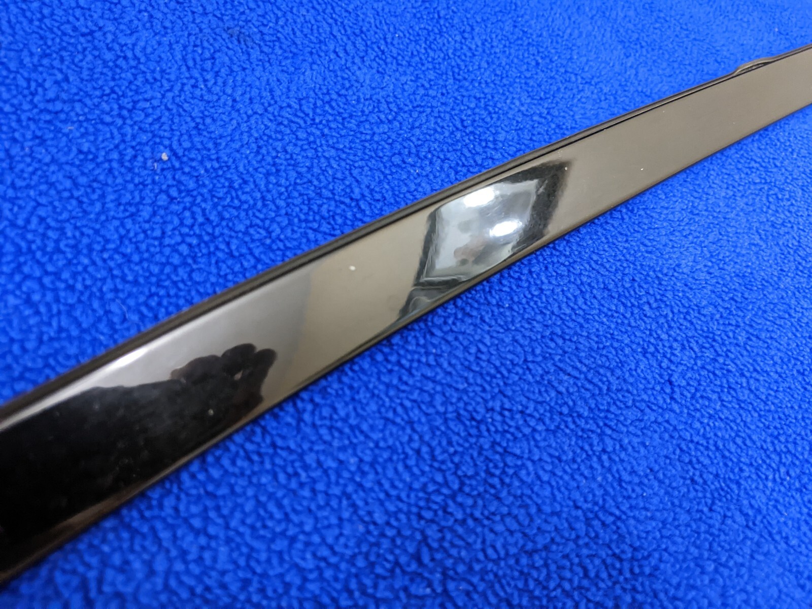BENTLEY CONTINENTAL FLYING SPUR Windshield Left Vertical Trim driver black