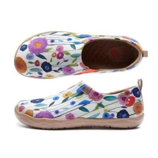 Women Size 7-10.5 UIN Slip On Shoes Canvas Comfortable Loafers "Rich Blooms"