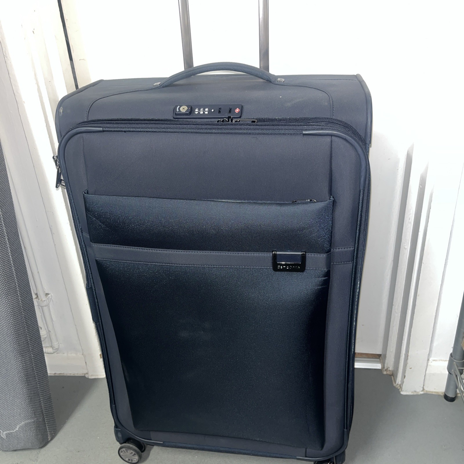 Maleta Equipaje Vertical Samsonite Airea 75 cm Negra USADA