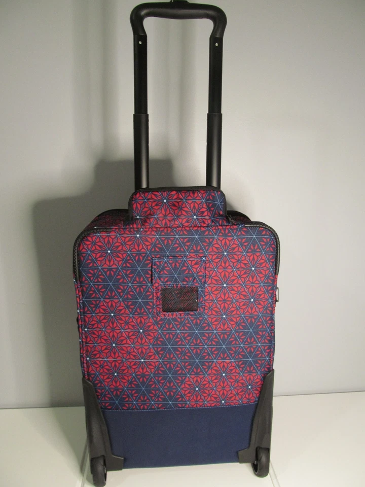 OGIO Official Partner, US Ski & Snowboard Team, 21" Rolling Carry On Duffle, NWT - Image 4 of 4