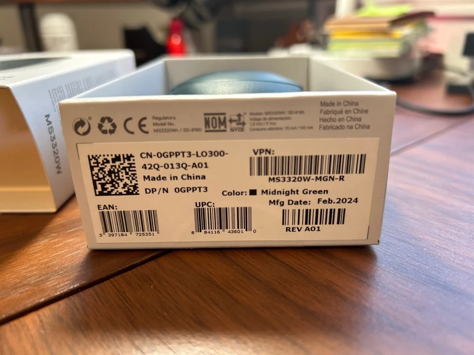 Dell Essential Mobile Wireless Mouse MS3320W Midnight Green  - Image 4 of 4