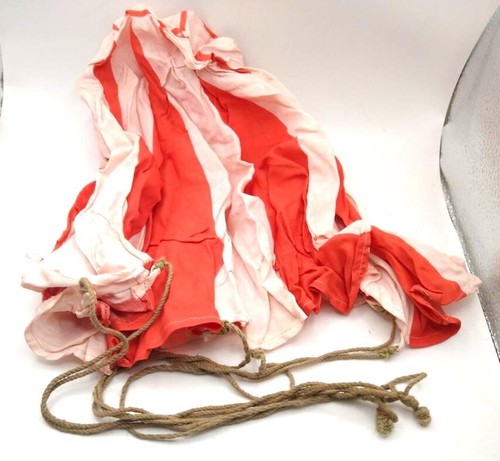 VINTAGE 1960s GI JOE Red and White Parachute Freefall NICE!