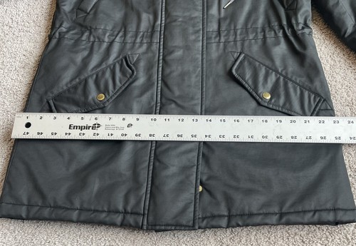 J.Crew Perfect Winter Parka Black Size M Faux Fur PrimaLoft Zip Up Snap Lined - Picture 15 of 15
