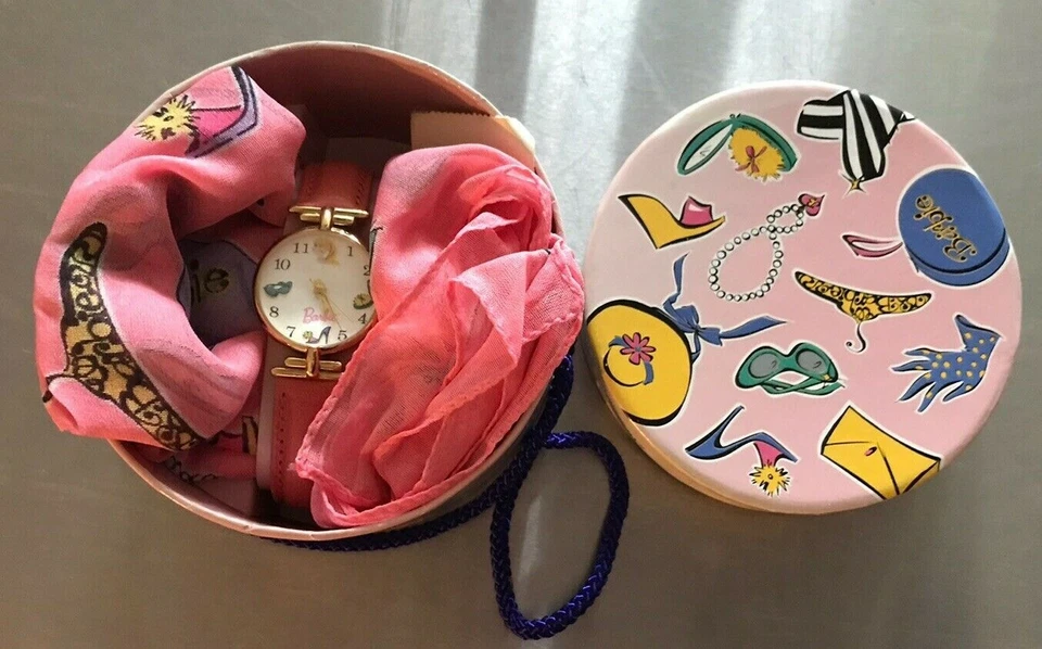 c1994 ¡Sin usar, en caja! Reloj De Colección Barbie Cuero Fósil Hecho en Japón con Bufanda Hecho en Italia Foto 2 de 4