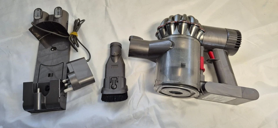 Dyson V6 SV04 Vacuum Cleaner plus charger and attachments - Image 2 of 4