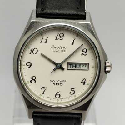 Orient Jupiter D39307-71 Quartz Day/Date Vintage Men s Watch FWD2MHN3
