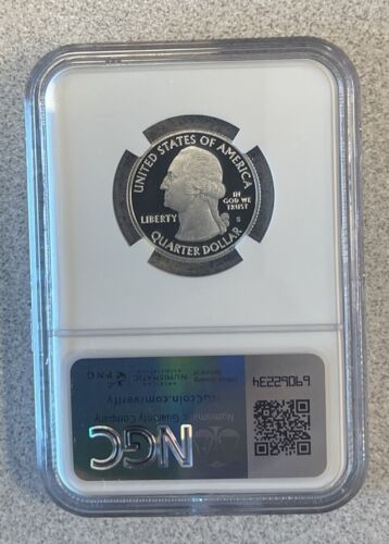 2014S ARCHES NGC Certified -PF 69 Ultra Cameo - Picture 2 of 2