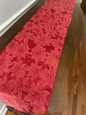 Poinsettia Pattern Table Runner 70  x13  