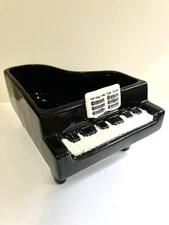 5.25x7.5x4” OD VTG Ceramic/Porcelain Piano Flower Pot