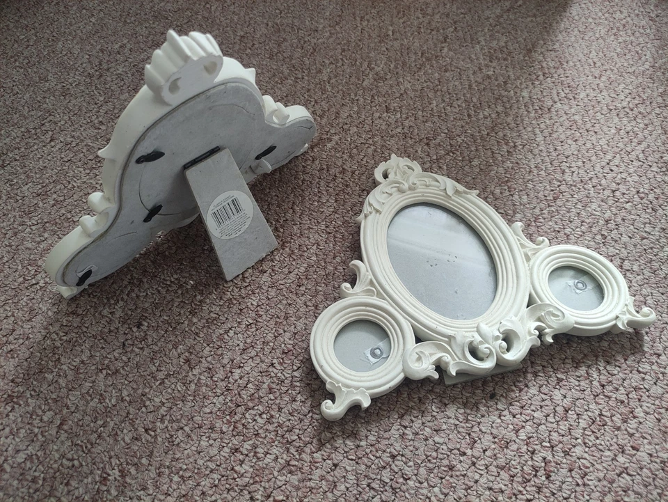 2 x Dunelm French Shabby Chic Classic Elegance Resin Freestanding Multiframe - Image 2 of 2