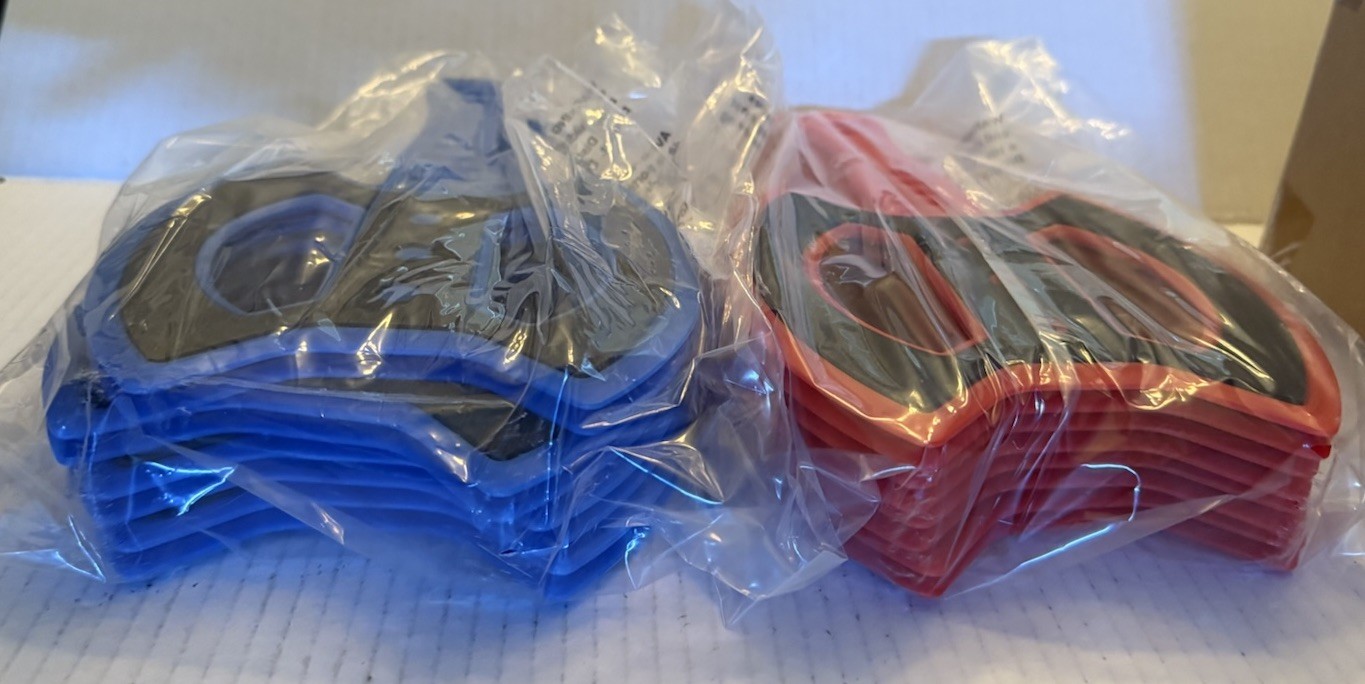 Plastic Throwing Axe Shaped Darts for Bristle Target Game