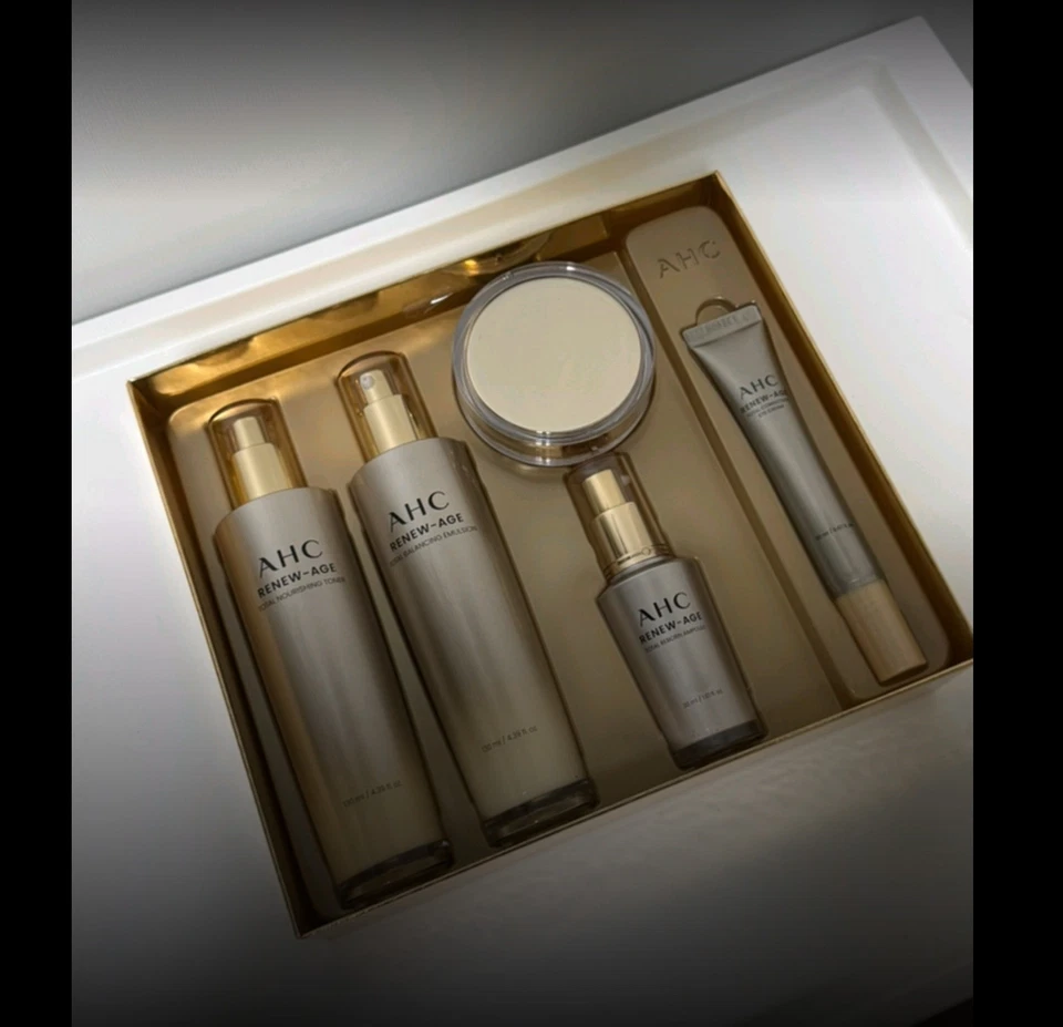 AHC Renew-Age 4 Gift Set + Eye Cream + 5 Sheet Masks + 1 Sunscreen Bonus - Image 4 of 4