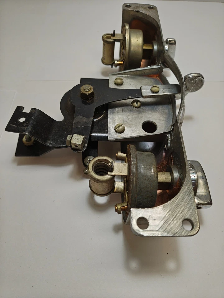 1953-54 Plymouth Instrument Panel Heater & Defrost Control Assembly 1479891 NOS. - Image 4 of 4