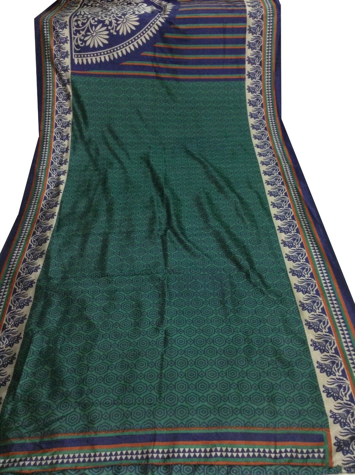 Vintage Indian Sari Art Silk Green Printed Fabric… - image 6