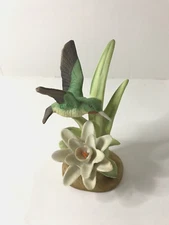 VINTAGE ROYAL HERITAGE BIRDS IN FLIGHT THE HUMMING BIRDS ODYSSERY FIGURINE
