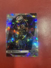 2024 Panini Prizm WNBA - Arike Ogunbowale #28 Ice Prizm