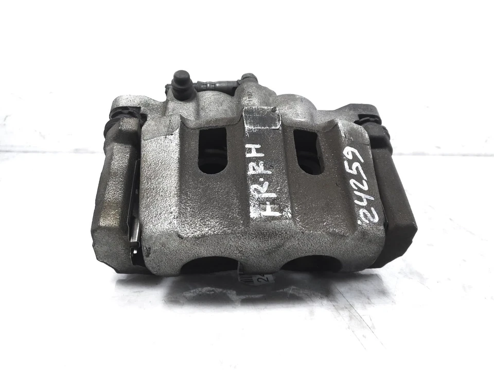 Pinza de freno delantero derecho pasajero Toyota Venza 2009-2015 47730-0T010 Foto 3 de 4