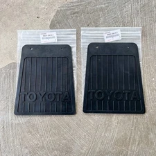 79-97 Genuine Toyota Hilux Truck RN30 LN50 LN60 LN85 Pickup mud flap OEM