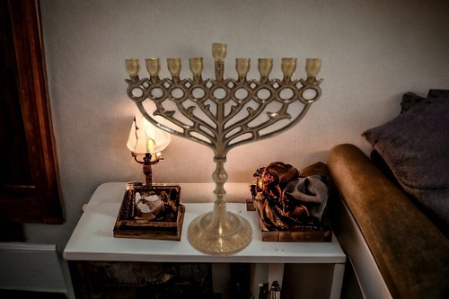 Candela Hanukkah Menorah Design Melograno 9 Rami Vintage Ottone Chanukkah - Foto 7 di 10
