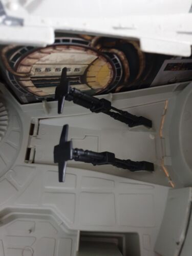 Kenner 1995 Star Wars Millenium Falcon - with working lights and sounds. Boxed. - Picture 10 of 24