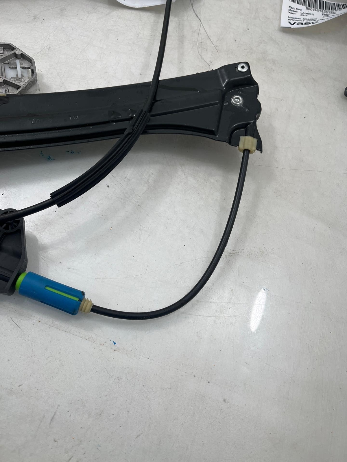 LH Front Door Regulator 4T0837397C LAMBORGHINI HURACAN 19