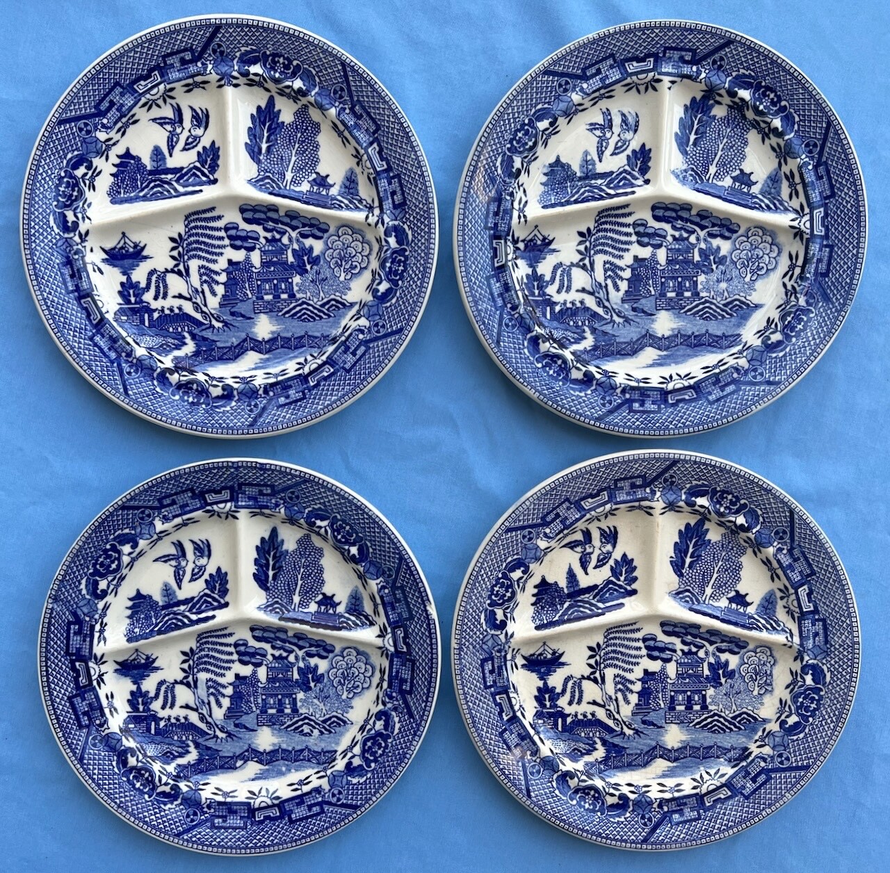 Set of FOUR Vintage Blue Willow 3-Part Divided Grill Dinner Plates ...