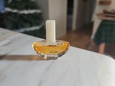 Ruffles Oscar de la Renta perfume - a fragrance for women 1983