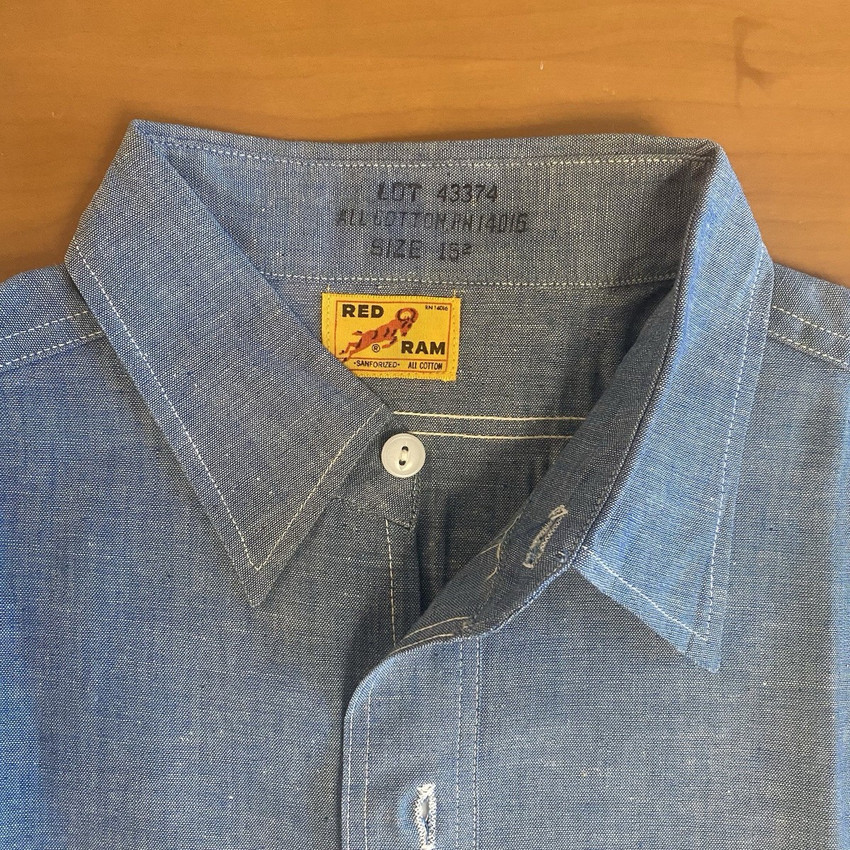 Vtg 50s 60s RED RAM Chambray Work Shirt DEADSTOCK M 15 1/2