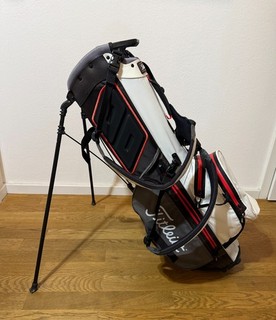 TITLEIST Tragebag STADRY Players 4