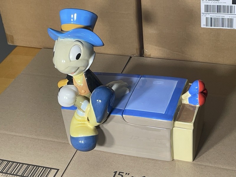 BRAND NEW  Walt Disney Auctions Jiminy  Cricket Cookie Jar Limited Only 350 Made