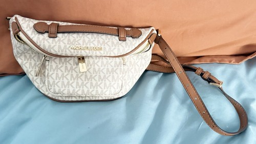 Michael Kors Damen Erin XS Waistpack Crossbody Vanilla