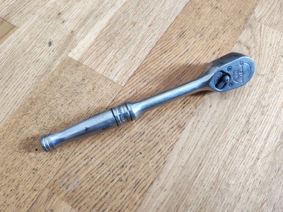 Snap On Tools F830 Ratsche, 3/8 Antrieb. Guter Zustand, Chrom an den Seiten abgewürft.