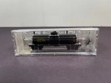 Micro Trains N Scale Single Dome Tank Car UNION TANK CAR CO 65060 UTLX 8530