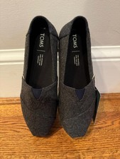 NWT TOMS Men's Slip-Ons Forged Iron Herringbone Size 8.5