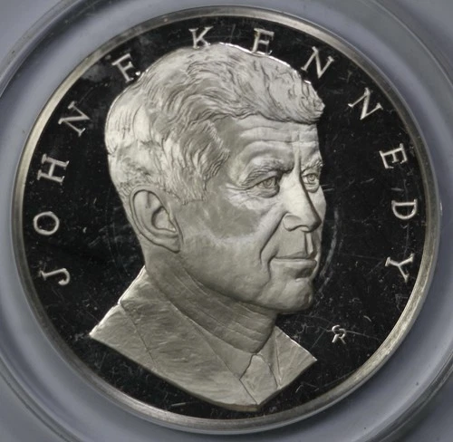 John F Kennedy 1000 Grains Sterling Silver Proof Medal  Franklin Mint