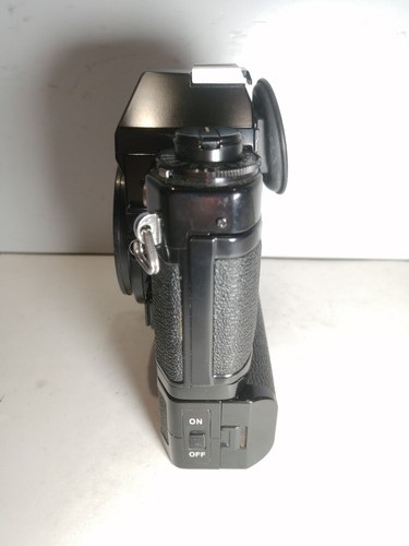 Canon A-1 fotocamera pellicola 35mm usata testata fotografia classica - Foto 3 di 6